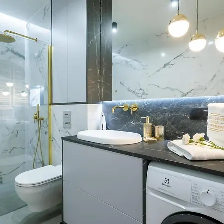 Exclusive Gold Apartment