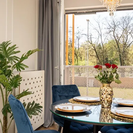 Exclusive Gold Kraków