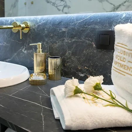 Exclusive Gold Apartment
